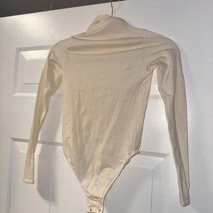 Skims Womens Long Sleeve Bodysuit Top Nylon Stretch Seamless Cream Small